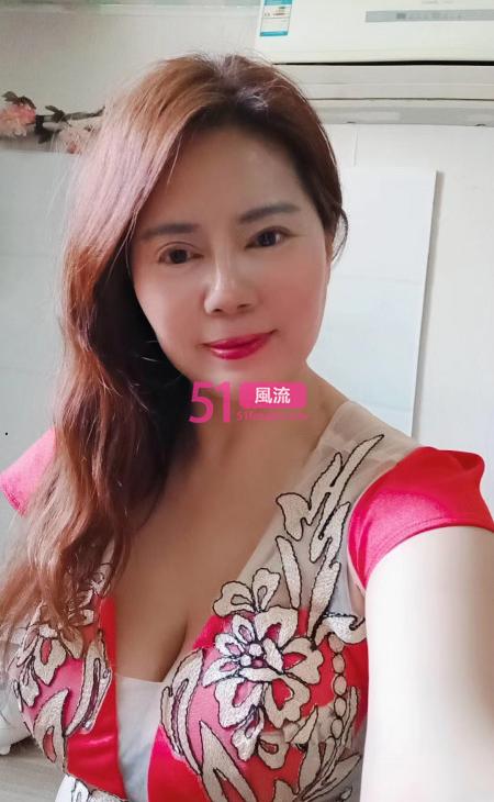 上海杨浦区大奶熟女