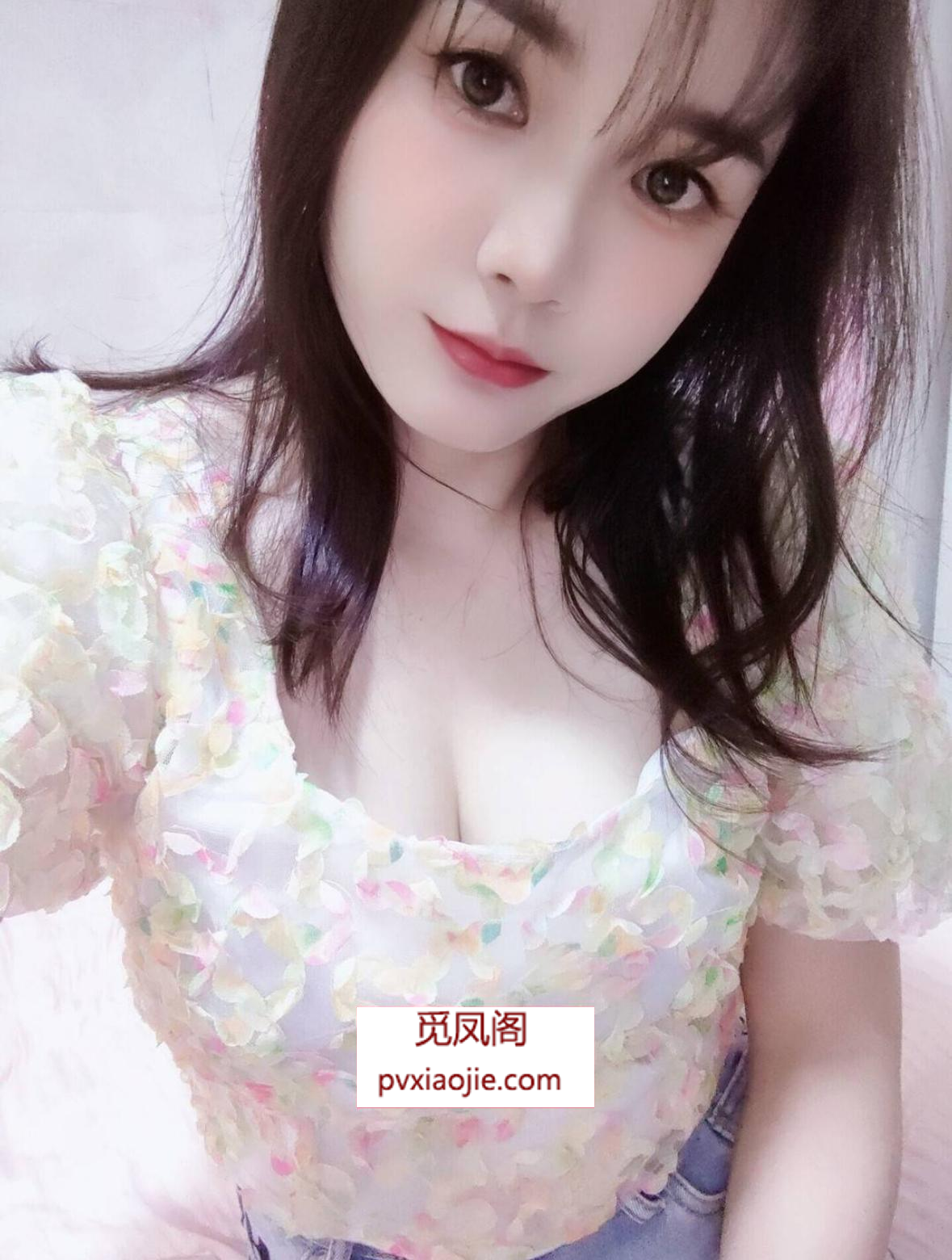 大胸少妇琉璃